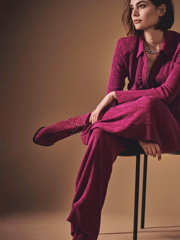 D6Kaia_studded_ankle_boots_31