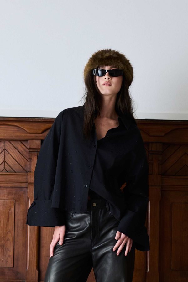 Iben-Atari-Embellisch-Shirt-Black-IB25041013