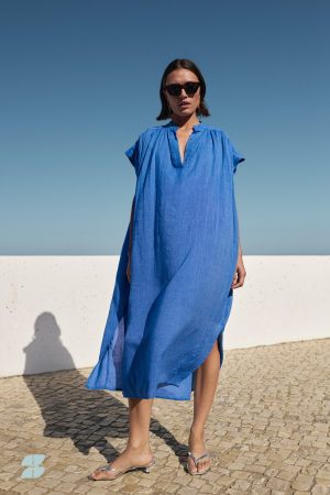 Bodin Athia jurk van BY-BAR met elegante pasvorm en vrouwelijke uitstraling, stijlvolle dames jurk voor diverse gelegenheden.