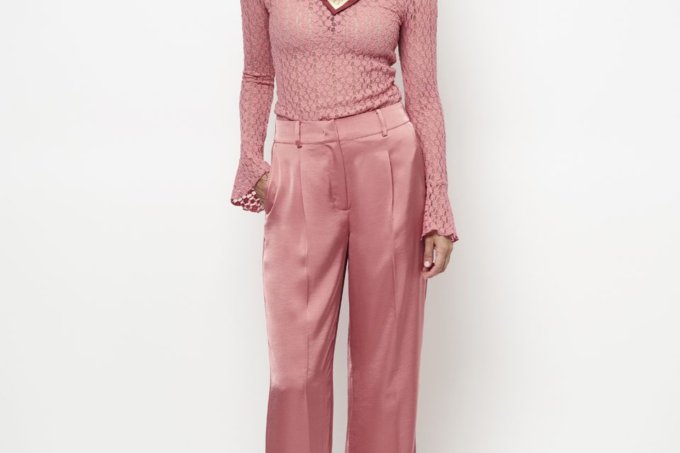 Dante6 Jules wide leg pantalon in coral blush met hoge taille en soepel vallende, wijde pijpen
