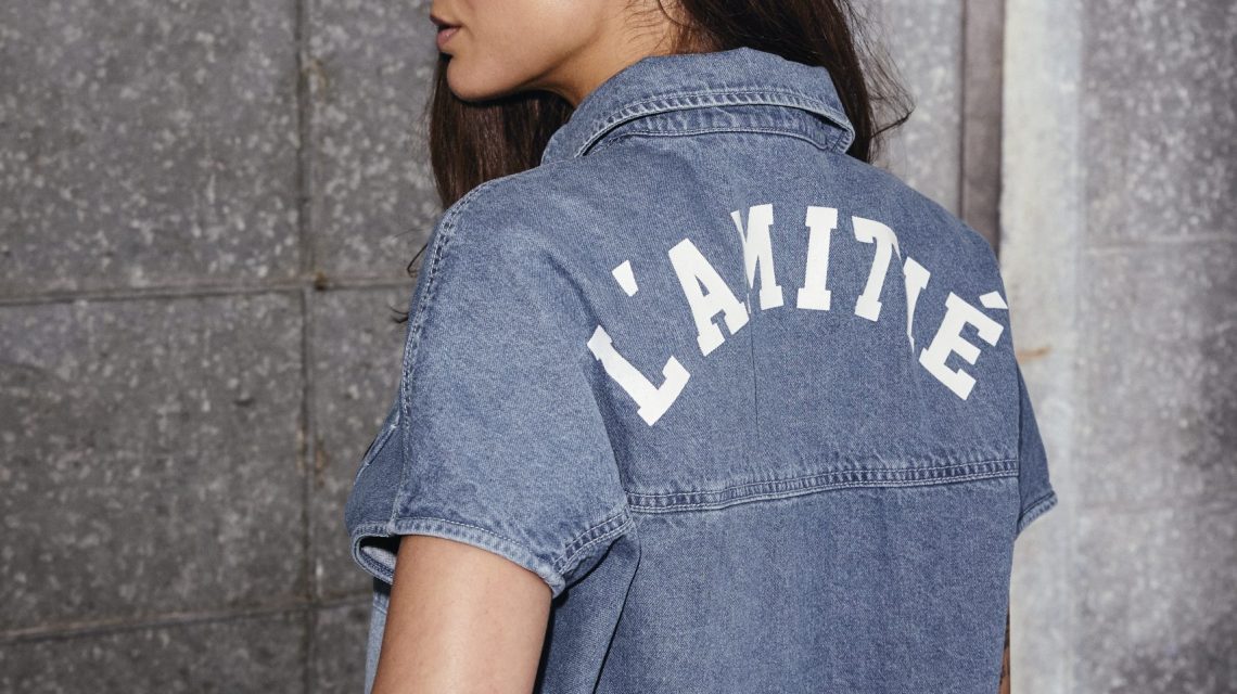 Haute L’Amitié denim NS logo shirt met knoopsluiting en moderne fit voor een stoere, casual look