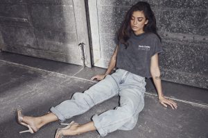 Noma Acid Balloon Tee van Haute L'Amitié met oversized pasvorm en acid wash effect, casual en edgy dames T-shirt.