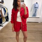 Je kunt de mouwen afritsen van de Maggie zip jacket om het hele jaar te dragen