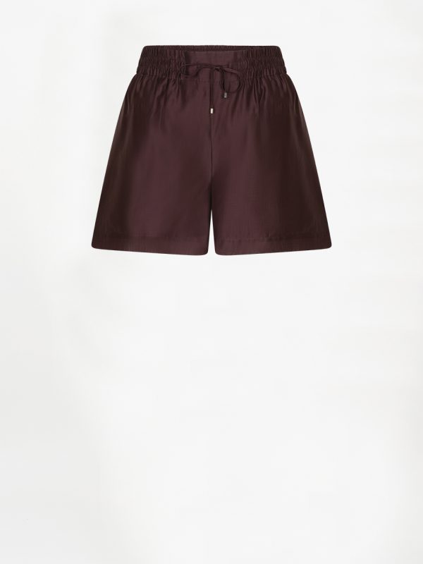 Dante6 Quentyn relaxed fit shorts met losse pasvorm en luchtige stof, stijlvolle dames short voor een casual zomerse look.