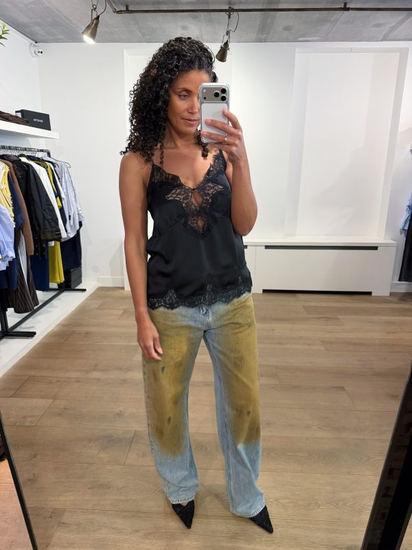 Haute L’Amitié Vivian Lingerie Top met fijne bandjes en elegante lingerie details voor een vrouwelijke en stijlvolle uitstraling
