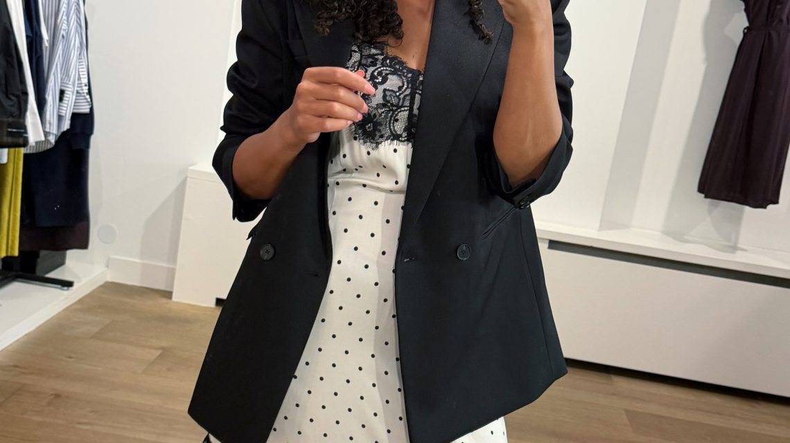 Co'Couture Ameli Dot Lace Dress met kanten details en subtiele dot structuur voor een elegante en vrouwelijke uitstraling