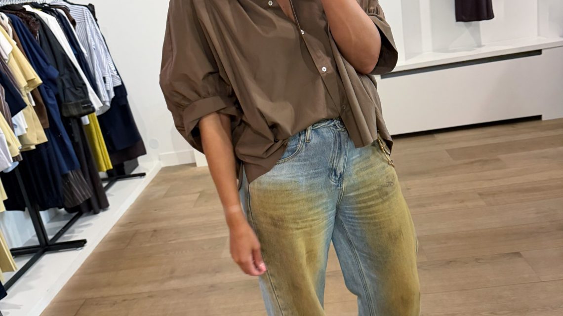 Tooday Cia oversized blouse met losse pasvorm en minimalistische uitstraling voor een moderne en comfortabele look