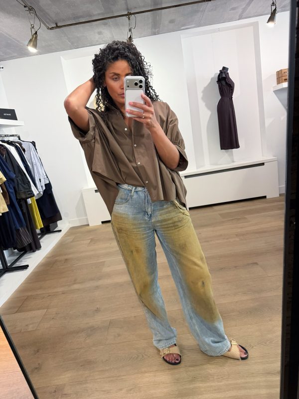 Tooday Cia oversized blouse met losse pasvorm en minimalistische uitstraling voor een moderne en comfortabele look