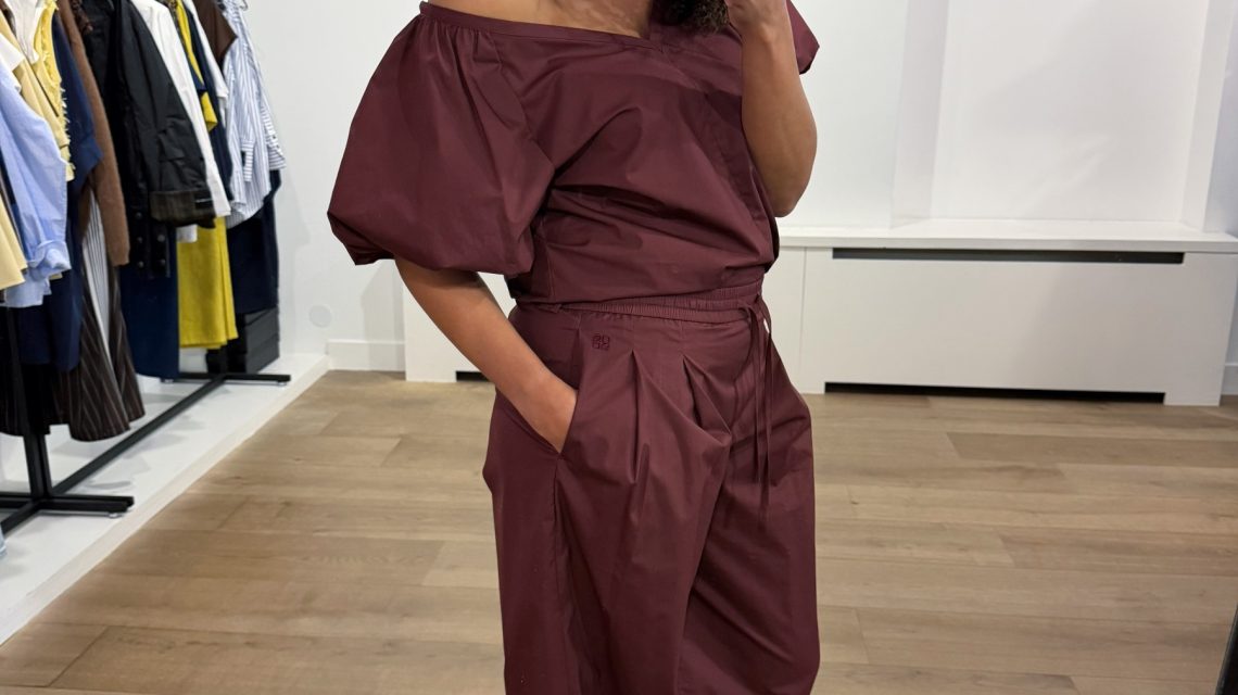 Dante6 Rosalie balloony top met volumineuze ballonpasvorm en elegante afwerking, stijlvolle dames top met moderne uitstraling.