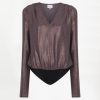 Dante6 Griffin Metallic Jersey Body met aansluitende pasvorm en metallic glans, stijlvolle dames body voor een elegante statement look.