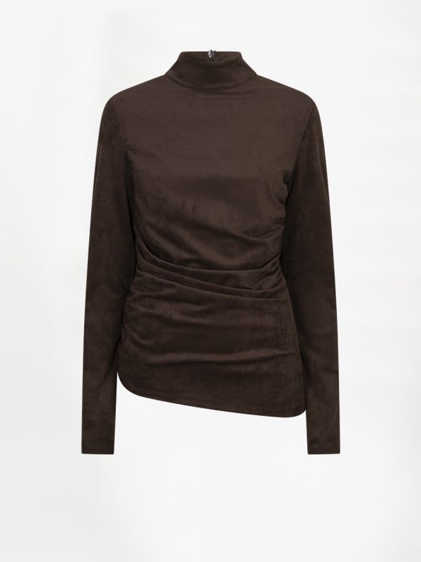 Dante6 Ease Suedine Turtle-Neck Top, elegante dames coltop met zachte suedine look en moderne vrouwelijke uitstraling.