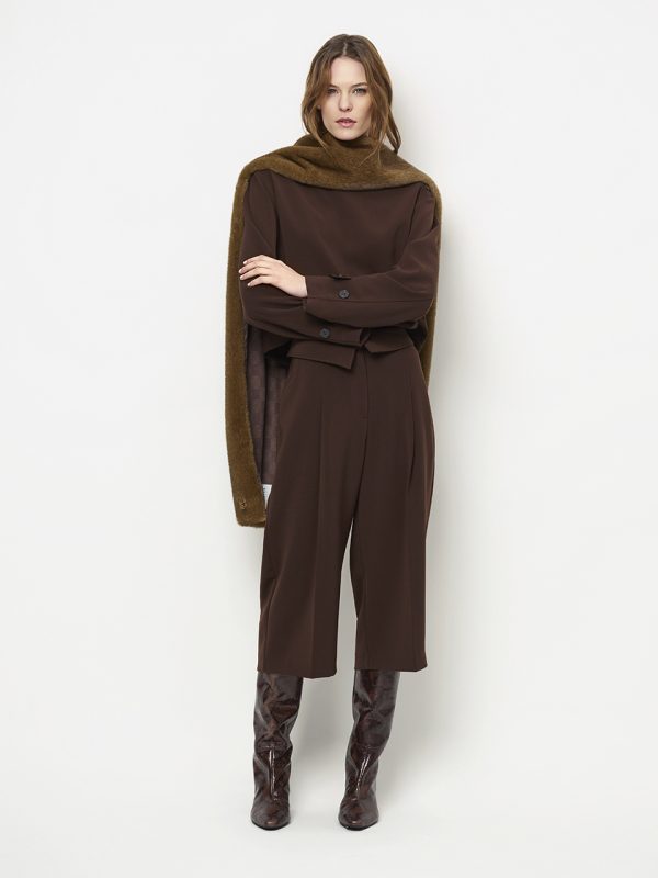 Dante6 Tresor Culotte, elegante damesbroek met wide-leg culotte pasvorm en moderne vrouwelijke uitstraling.