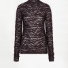 Dante6 Irony Lace Turtle Neck Top in Dark Plum, donkerpaarse transparante kanten dames top met hoge hals.