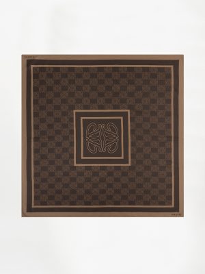 Dante6 Monogram Printed Scarf in donkerbruin, dames sjaal met elegante monogramprint.