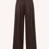 by-bar Lodi Metallic Pants 26418024-725 in Bronze, soepelvallende damesbroek met loose fit en bronzen metallic finish.