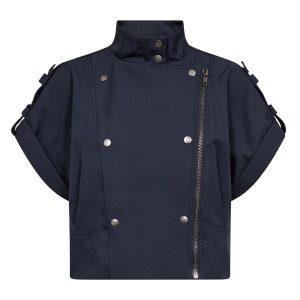 Co’Couture LunaCC Vest 500385-40007 in Navy, donkerblauw dames gilet met hoge kraag, korte mouwen en asymmetrische sluiting.