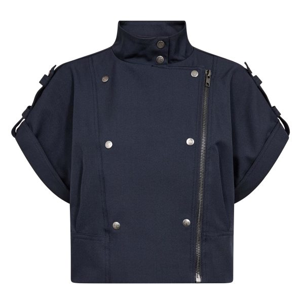 Co’Couture LunaCC Vest 500385-40007 in Navy, donkerblauw dames gilet met hoge kraag, korte mouwen en asymmetrische sluiting.