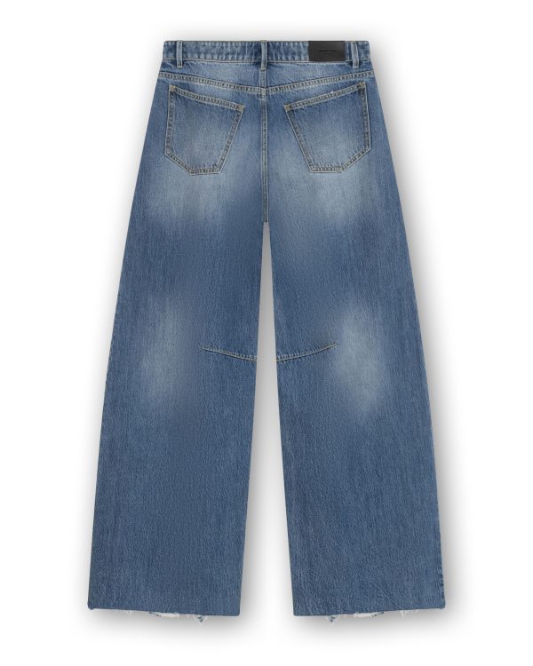 Homage Bowie Extra Wide Barrel Jeans Destroys, damesjeans met extra wijde barrel fit en stoere destroyed details.