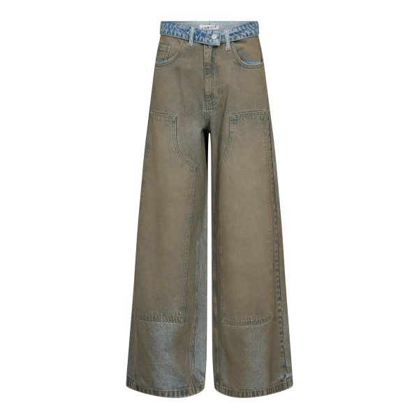Haute L'Amitié Celeste Patch Vintage Tall Jeans in Vintage Wash met lange Tall fit en stoere patchdetails.