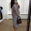 Haute L'Amitié Emilie Check Shirt in Iced Rose met rood en bordeaux ruitpatroon, stijlvolle dames blouse met lange mouwen.
