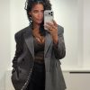 Haute-L-Amitié-Premiere-Waist-Fit-Check-Blazer-HL10844_Mocca Haute L'Amitié Premiere Waist Fit Check Blazer, geruite damesblazer met getailleerde pasvorm en vrouwelijke uitstraling.
