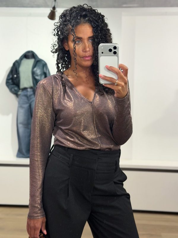 Dante6 Griffin Metallic Jersey Body met aansluitende pasvorm en metallic glans, stijlvolle dames body voor een elegante statement look.