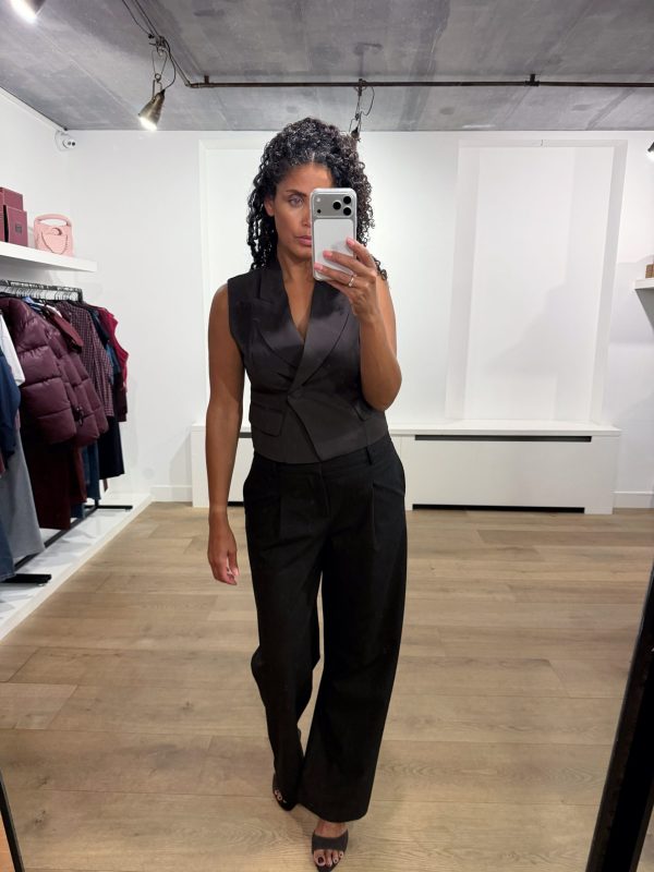 AIMÉE the Label VeniceW6 Trousers, moderne dames pantalon met elegante en relaxed fit.