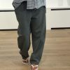 by-bar Davi Pants 26418025 in Olive, groen-grijze katoenen damesbroek met hoge taille en relaxed fit.