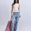 Love Stories Bella Classic Tank Top in White, witte dames tanktop van katoenmix met mouwloos design en comfortabele pasvorm.