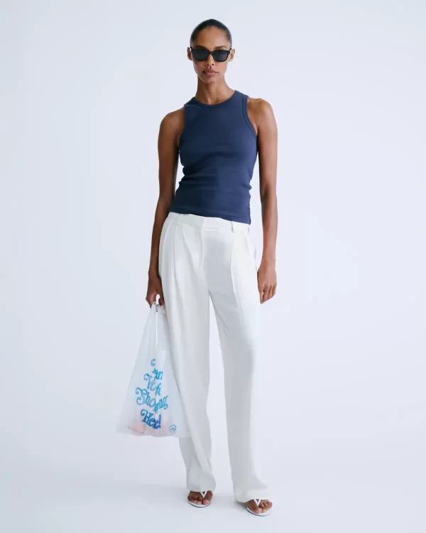 Love-Stories-Bella-Tank-Top-Dark-Blue-L265300663_M1 Love Stories Bella Classic Tank Top in Dark Blue, mouwloze katoenen dames top met stretch en relaxte pasvorm.