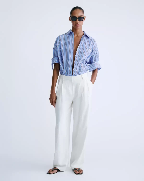 Love Stories Hillary Stripe Blouse met streepdessin en relaxte pasvorm, stijlvolle dames blouse voor een effortless look.