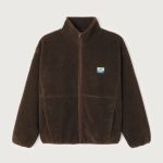 American Vintage Hoktown in Marronnier Chiné, donkerbruin oversized teddy dames vest met lange mouwen, opstaande kraag en ritssluiting.