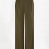 Dante6 Jules Bold Satin Smart Pants in Moss Olive, olijfgroene satijnen damespantalon met hoge taille, ingeperste plooien en lange wijde pijpen.