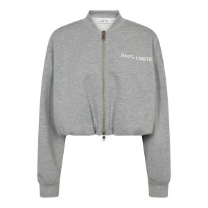 Haute L'Amitié Maxi Crop Zip Sweat HL10880 in Grey Melange, grijs cropped dames sweatvest met oversized fit, ritssluiting en logo op de borst.