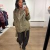 Co'Couture Beela CC Jacket in Olive: stoer olijfgroen damesjack met oversized fit en opvallende details. Shop de nieuwste Co'Couture collectie bij ALT ID.