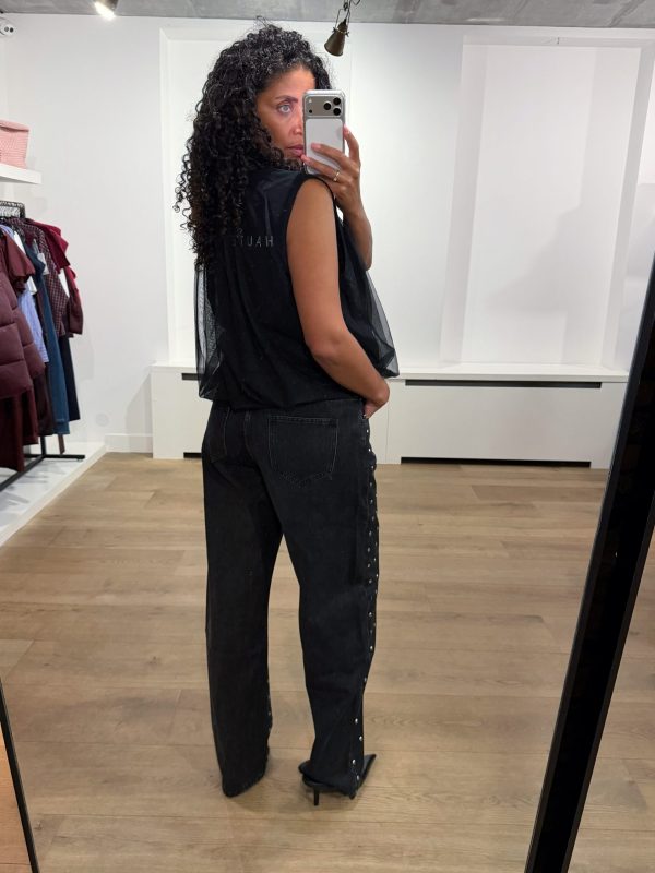 Haute L'Amitié Flip Waist Rivet Tall Jeans HL10875 in Black, zwarte dames barrel jeans met studs en opvallende omgeslagen tailleband.