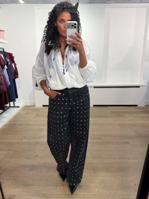 Haute L'Amitié Iron Paper Jacket HL11038 in Paper White, wit transparant damesjack met oversized fit, hoge kraag, ritssluiting en verstelbare trekkoorden.