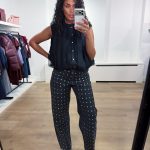 Haute L'Amitié Flip Waist Rivet Tall Jeans HL10875 in Black, zwarte dames barrel jeans met studs en opvallende omgeslagen tailleband.