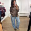 Tooday Dina Oversize Shirt TD326-106-506, oversized damesblouse met ruime en relaxte pasvorm.