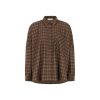 Tooday Dina Oversize Shirt TD326-106-506, oversized damesblouse met ruime en relaxte pasvorm.