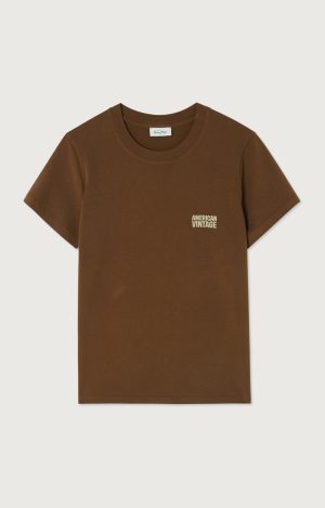 American Vintage Ykobow T-Shirt YKO02CH26MOKA in Moka, bruin katoenen dames T-shirt met ronde hals, korte mouwen en subtiel logo op de borst.