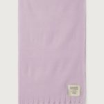 American Vintage Zinaco sjaal ZI20AH26LILL in Lilas Logo, zachte lichtlila gebreide sjaal met franjes aan de uiteinden.